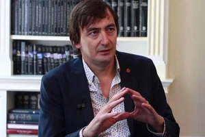 Vì sao Philippines nên đưa phán quyết biển Đông ra LHQ?