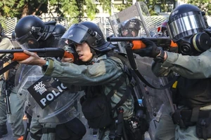 Hong Kong: Cảnh sát lên tiếng vụ nam sinh 18 tuổi bị bắn