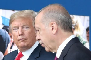 Ông Trump: Sẽ hợp tác lưỡng đảng 'trừng phạt nặng' Thổ Nhĩ Kỳ