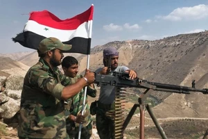 Người Kurd bật đèn xanh, quân Syria kéo đánh quân Thổ Nhĩ Kỳ