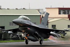 Lập pháp viện Đài Loan duyệt 8,2 tỉ USD mua 66 chiếc F-16V Mỹ