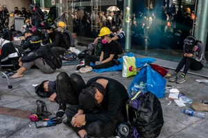 Biểu tình Hong Kong: Tình hình bên trong trường đại học