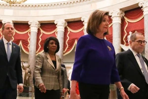 Bà Pelosi: Tất cả hạ nghị sĩ cùng bỏ phiếu luận tội ông Trump