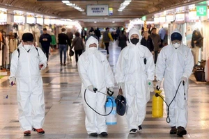 Nỗ lực kiềm chế dịch COVID-19 ở Trung Quốc cho thấy “tiến trình tích cực”. Ảnh: REUTERS