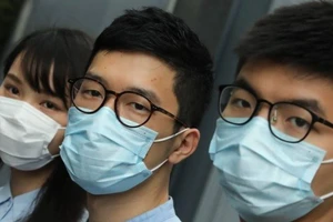 Các nhân vật đảng Demosisto phản đối áp luật an ninh quốc gia ở Hong Kong. Ảnh: SCMP