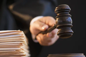 Trung Quốc tuyên án tử hình một công dân Úc tội buôn lậu ma túy.