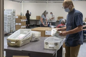 Arizona có sáng hơn, liệu có cứu được toàn cục của ông Trump?