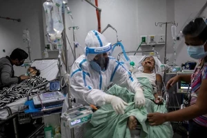 Chuyên gia y tế: Philippines có nguy cơ sẽ giống Ấn Độ