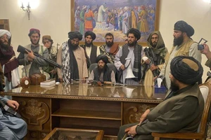 Trung Quốc giữ yên đại sứ quán ở Afghanistan, khả năng đã liên lạc với Taliban 