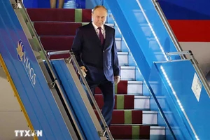 Chuyên cơ chở Tổng thống Nga Putin đã đến sân bay Nội Bài