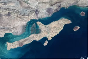 Bên trong Qeshm, pháo đài tên lửa ngầm của Iran giữa eo biển Hormuz