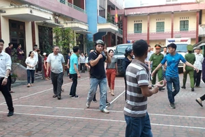 Nguyên thượng tá công an xâm hại nữ sinh bị phạt 3 năm tù