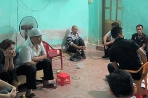 Hải Phòng: Bắt quả tang 18 người chơi xóc đĩa
