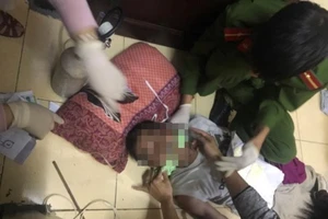 Người đàn ông 60 tuổi tới chung cư quậy, đòi tự tử