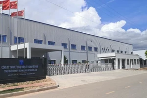 6 công nhân lắp ráp điện tử bị ngất trong giờ làm việc