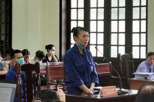 Cấp dưới khai 'sếp' ngân hàng chiếm đoạt toàn bộ tiền