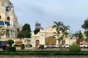 Bắt nguyên Trưởng Chi cục thuế vì liên quan đại gia Phát 'dầu'