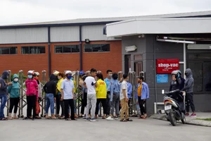 Chủ doanh nghiệp 'mất tích', hơn 800 công nhân hoang mang
