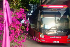 Thu hồi phù hiệu 3 ô tô nhà xe Trung Đức vì làm lây lan dịch bệnh