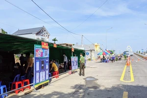 Thêm ca nhiễm, Hải Phòng yêu cầu dân không ra khỏi nhà sau 22 giờ