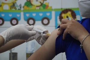 Hải Phòng đề nghị Bộ Y tế hỗ trợ 2 triệu liều vaccine Sinopharm 