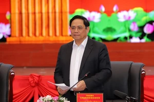 Thủ tướng: Đẩy mạnh hợp tác công tư phát triển cảng biển ở Hải Phòng