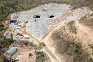 Ninh Thuận rút ngắn thời gian cấp phép mỏ đất cho cao tốc Cam Lâm - Vĩnh Hảo