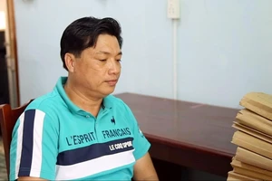 Bắt chủ mỏ cát đánh Kiểm sát viên