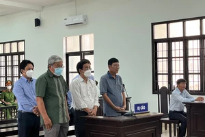 Giám đốc đưa hối lộ để trúng 3 gói thầu lãnh 8 năm tù