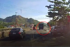 Vụ xe biển đỏ không dừng lại sau tai nạn: Tài xế nói gì?