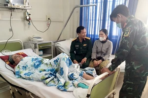 Điều tra hình sự Quân khu 5 thụ lý vụ xe biển đỏ không dừng sau tai nạn