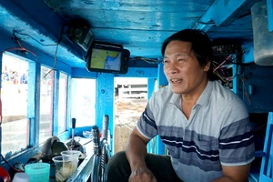 Ngư dân Ninh Thuận quyết tâm vươn khơi, bám biển