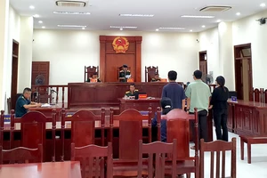 Hoãn xử cựu thiếu tá tông chết nữ sinh ở Ninh Thuận vì... vắng thẩm phán