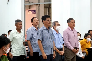 Hoãn xử phúc thẩm vụ giao 'đất vàng' Trường Chính trị Khánh Hòa