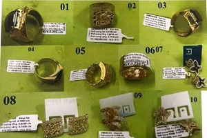 Truy tìm 40 món nữ trang cùng xe máy trong vụ cướp tiệm vàng ở Cam Ranh