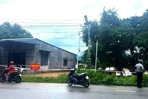 Bờ sông Cái sạt lở nghiêm trọng uy hiếp quốc lộ 27 và khu dân cư