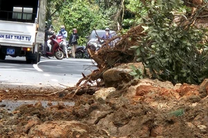 Đèo Prenn sạt lở nghiêm trọng, đi đường nào để đến - về Đà Lạt?