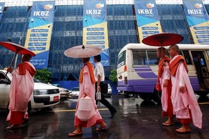 Myanmar bất ngờ cấp phép cho 5 đại công ty bảo hiểm nhân thọ