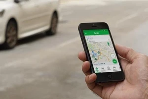 Bộ GTVT yêu cầu Grab không hoạt động ngoài vùng thí điểm