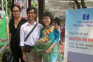 Nhà văn trẻ Kim Hòa: Hoa xương rồng vững chắc giữa sa mạc