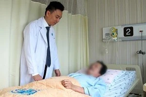 Lần đầu tiên sử dụng chất nhuộm màu điều trị ung thư trực tràng