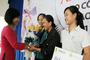 KCN Tân Bình giành giải nhất thi đố pháp luật về ATVSTP