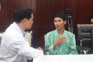 Mổ cứu bệnh nhân trước, tiền bạc tính sau