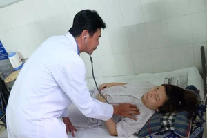 Cứu sản phụ vỡ thai ngoài tử cung, huyết áp bằng không