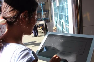 Bệnh nhân không hài lòng, hãy 'méc' với bảng điện tử