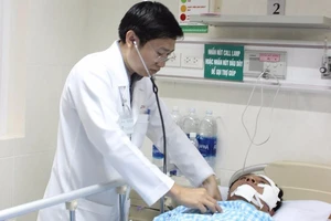 Dập lá lách sau cuộc nhậu