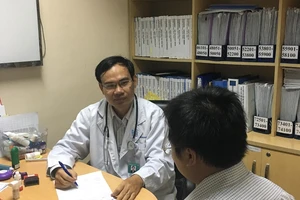 Nam thanh niên 25 tuổi đã mắc ung thư tinh hoàn 