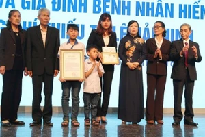 Vinh danh thiếu tá hiến tạng cứu 6 người