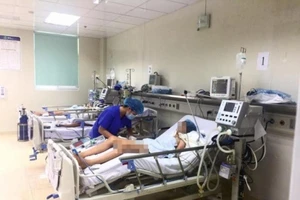 Lơ là vaccine ngừa, 2 trẻ viêm não Nhật Bản nguy kịch