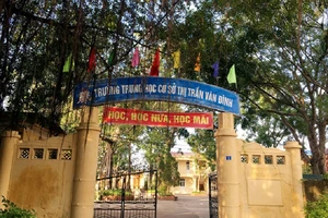 Cô giáo bị tố đánh học sinh gãy răng 